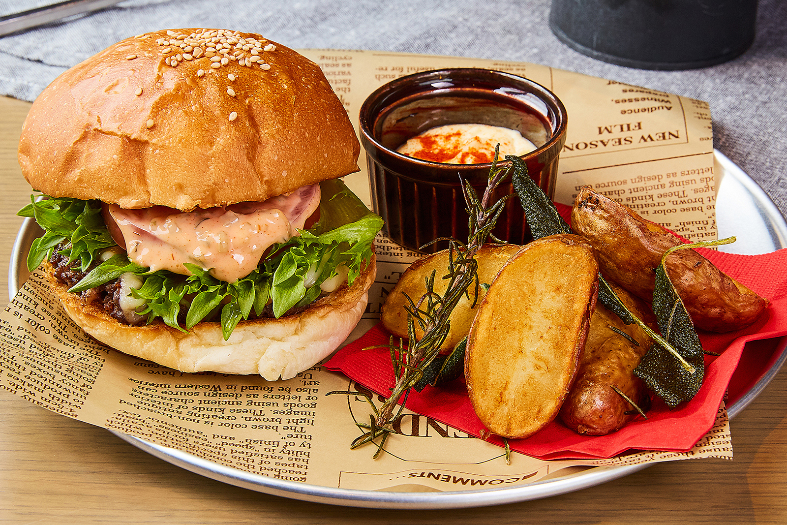 ハンバーガール_バーガー＆ポテト