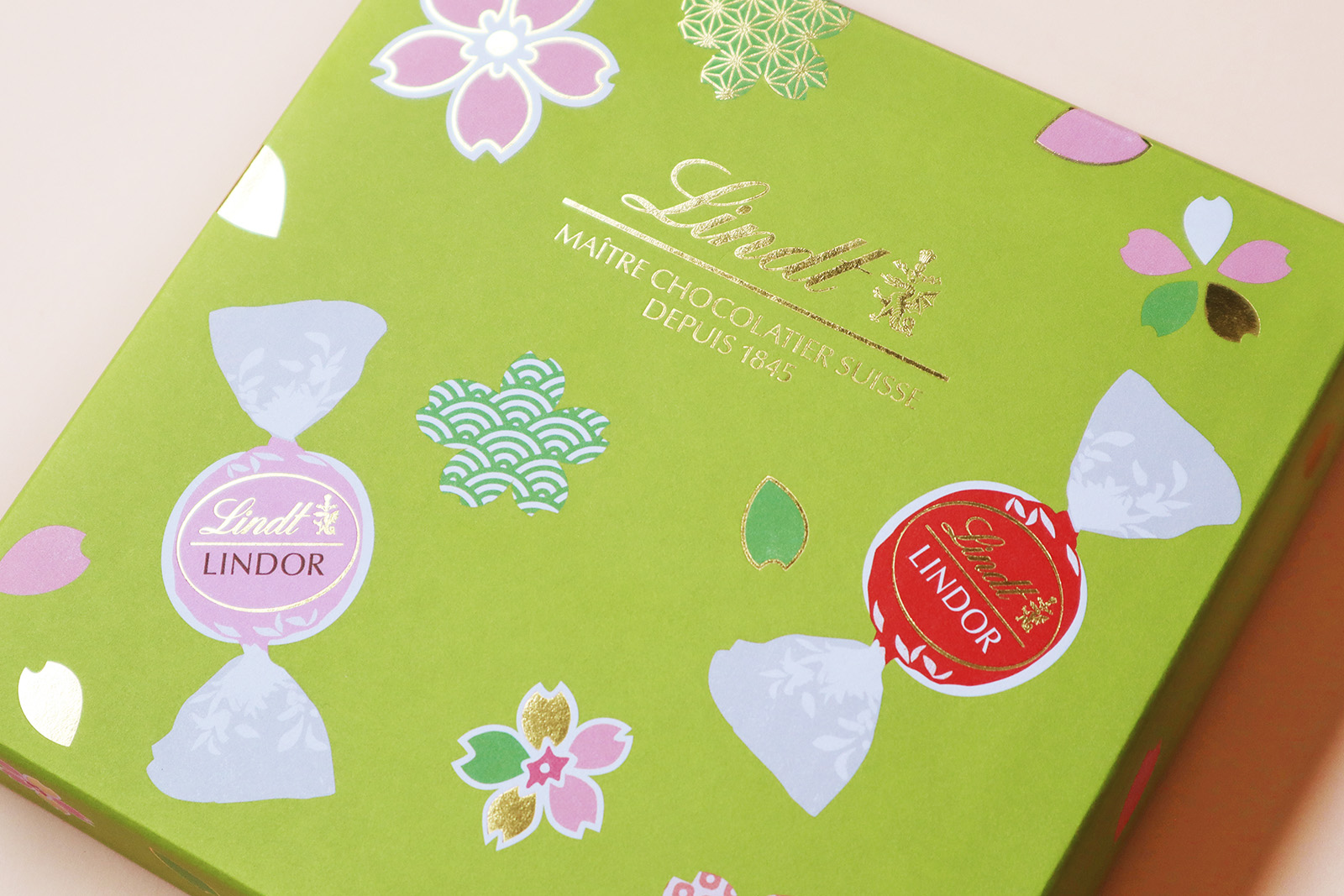 リンツ ジャパンコレクション さくらパッケージデザイン_4