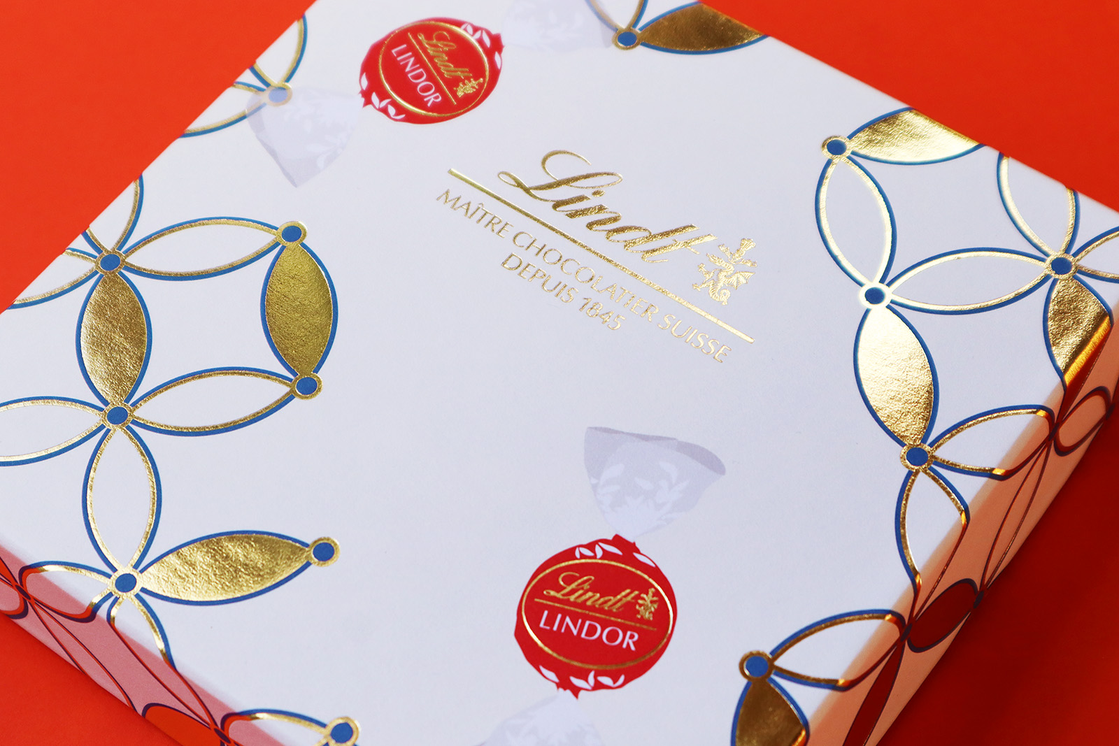 リンツ ジャパンコレクション 七宝繋ぎパッケージデザイン_２