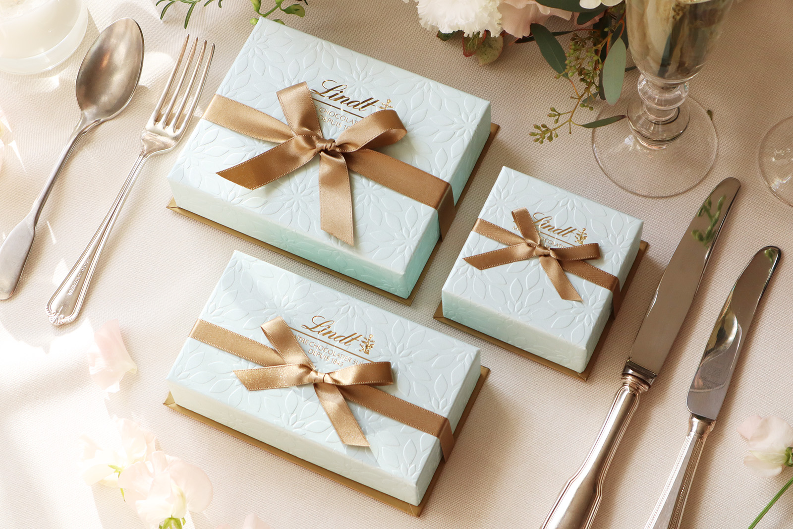 リンツ トリュフ&プラリネ メートル・ショコラティエ セレクション パッケージデザイン_1