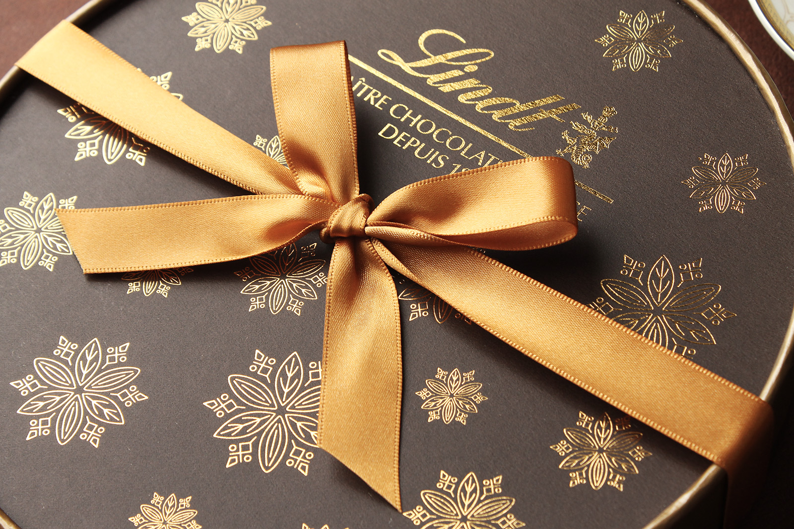 リンツ トリュフ&プラリネ パッケージデザイン_2