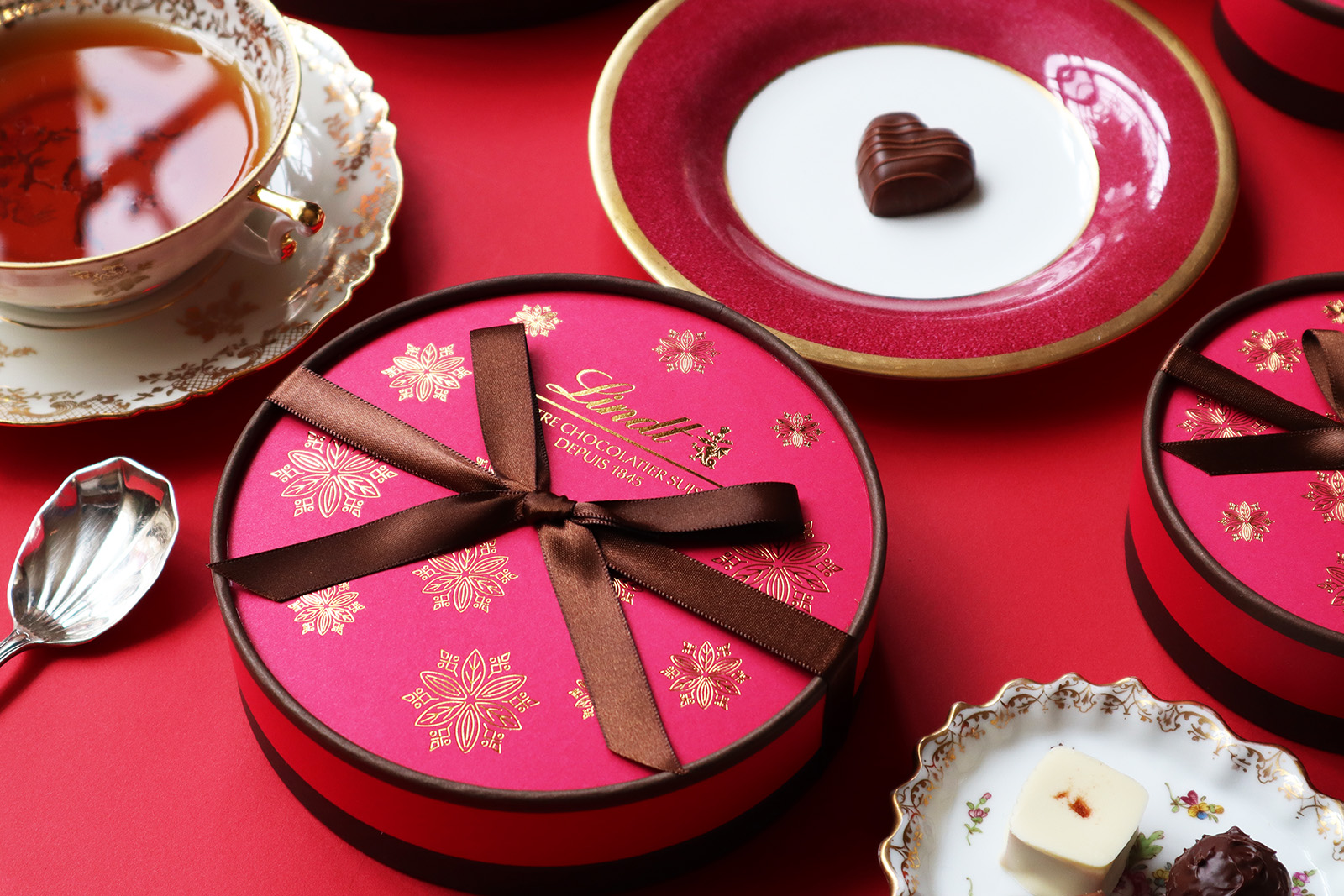 リンツ トリュフ&プラリネ バレンタインデー パッケージデザイン_2