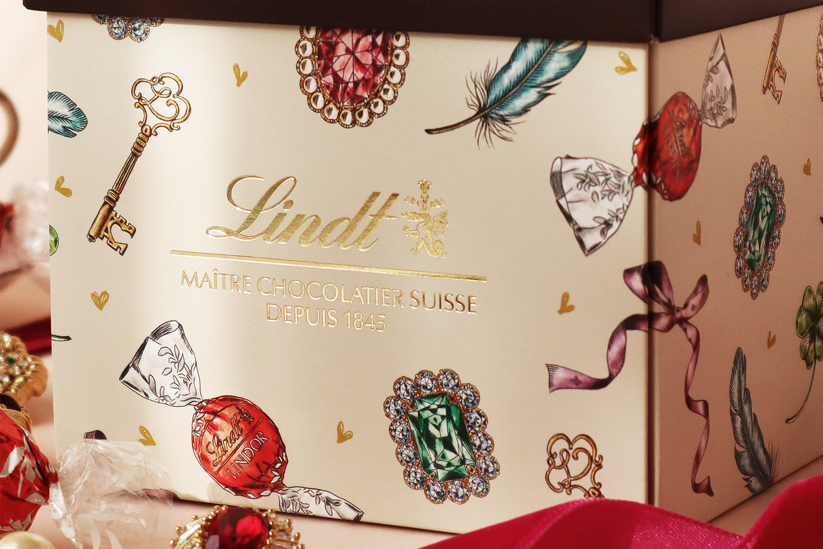 リンツ バレンタイン パッケージデザイン1